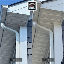Detailed-House-Wash-Trex-Deck-Walk-Out-Steps-Cleaning-in-Dumfries-VA 4