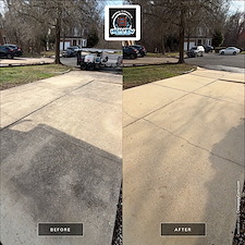 Exterior-House-Washing-in-Lake-Ridge-VA-Restoring-Vinyl-Siding-Driveway-Walkout-Steps 1