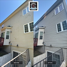 House-Wash-Walk-Out-Steps-Sidewalk-Cleaning-in-Woodbridge-VA 4
